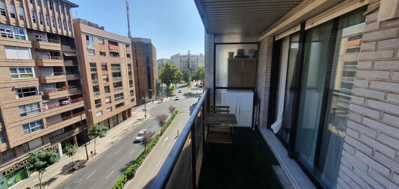 Apartamenticos Studio 75 Zaragoza Exteriör bild